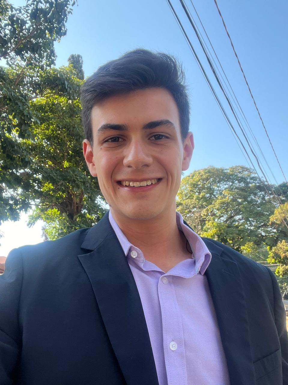 Retrato profissional do Dr. Vitor Henri Baldim
